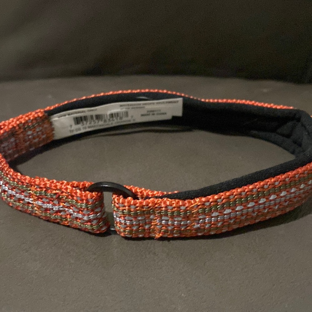 Easy on Collar Size Small